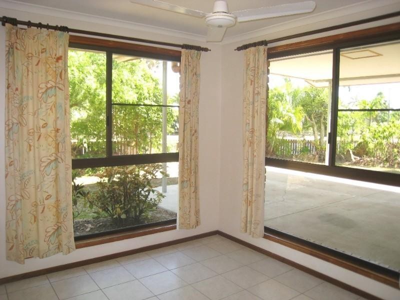 Trinity Beach QLD 4879