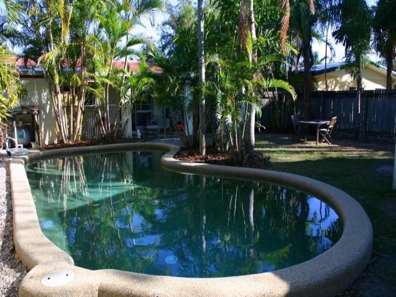 Trinity Beach QLD 4879