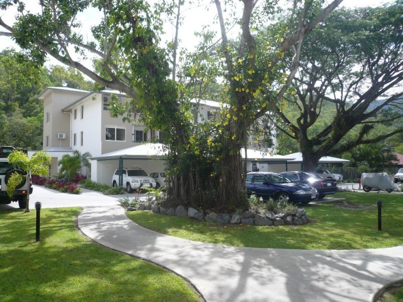 Clifton Beach QLD 4879