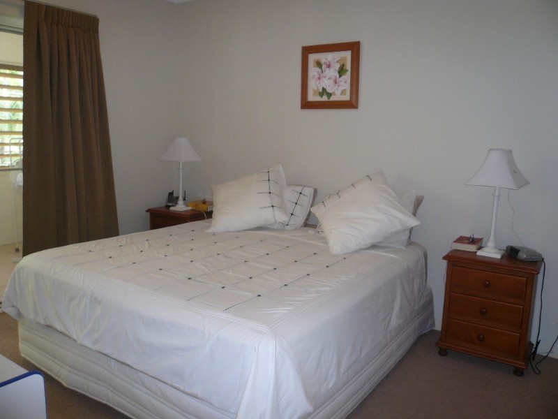 Clifton Beach QLD 4879