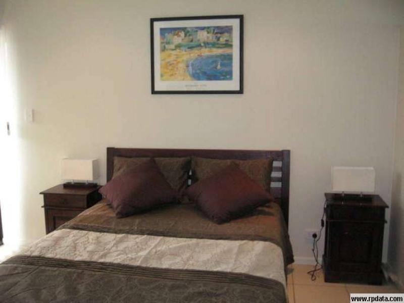 3/279 Lake Street, Cairns North QLD 4870