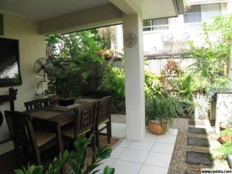 3/279 Lake Street, Cairns North QLD 4870