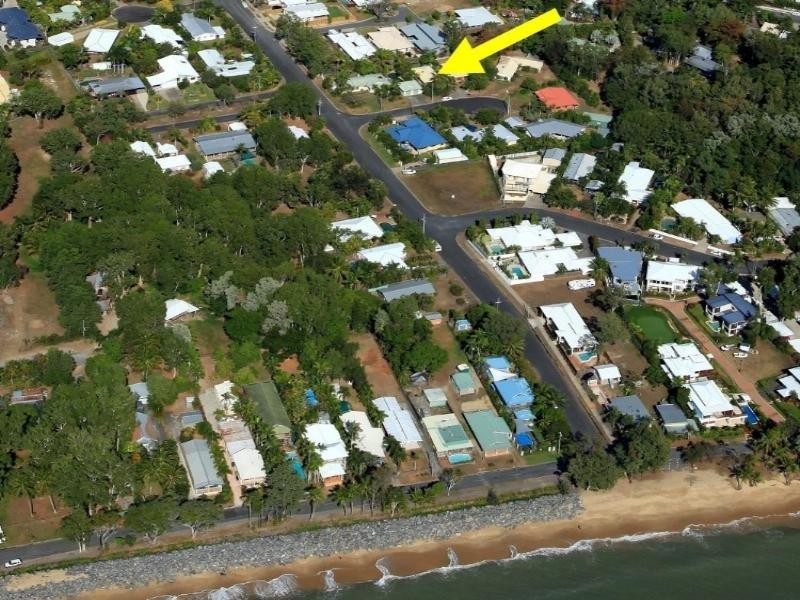 Clifton Beach QLD 4879