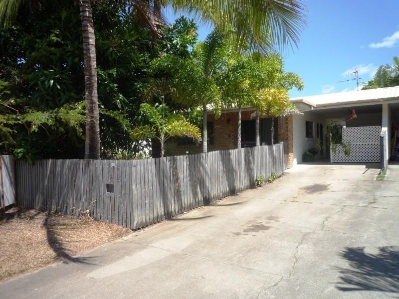 Clifton Beach QLD 4879