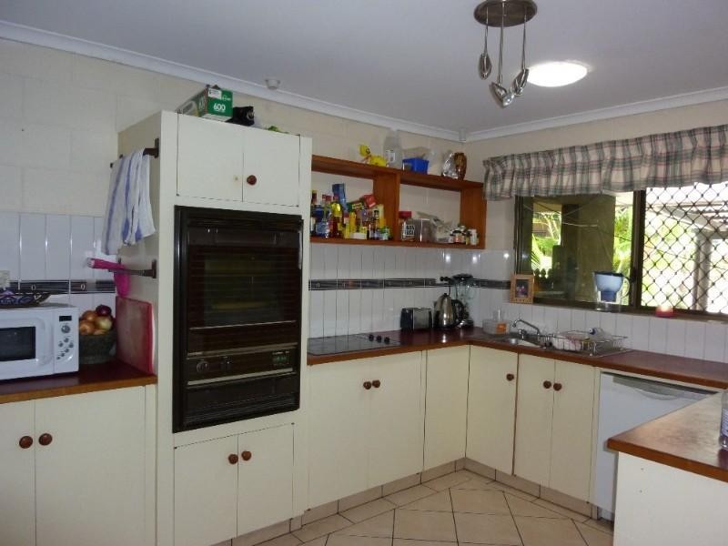 Trinity Beach QLD 4879