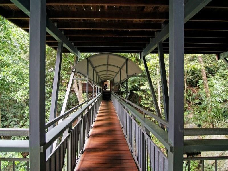 7 Jagera Close, Kamerunga QLD 4870