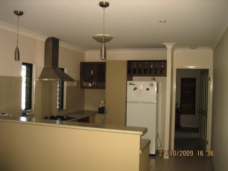 32 Seclusion Drive, Palm Cove QLD 4879