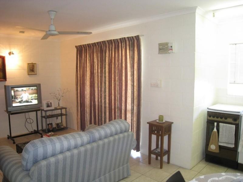 Yorkeys Knob QLD 4878