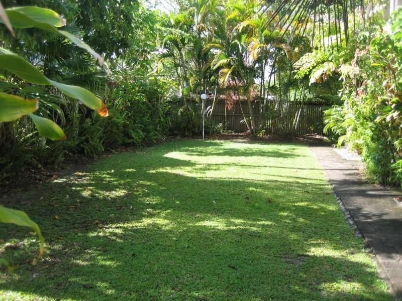 Yorkeys Knob QLD 4878