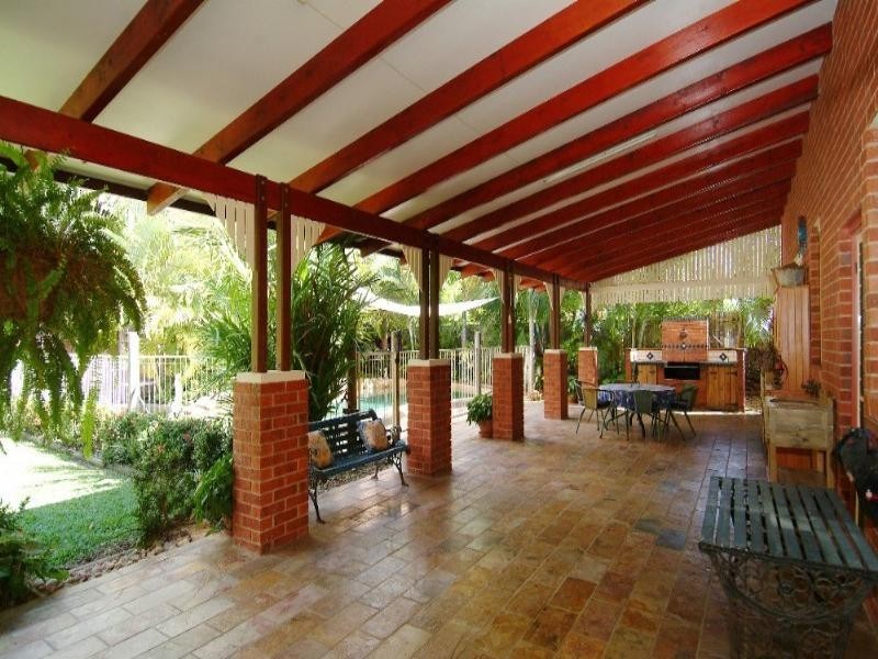 Clifton Beach QLD 4879