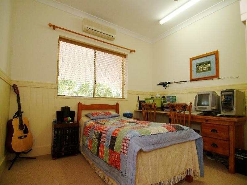 Clifton Beach QLD 4879