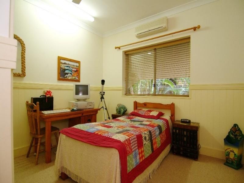 Clifton Beach QLD 4879