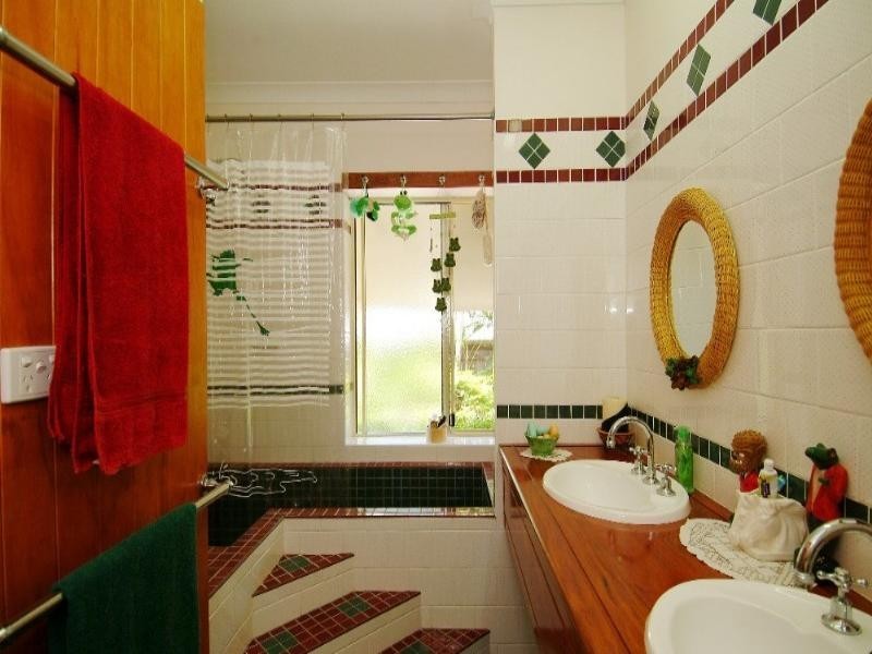 Clifton Beach QLD 4879