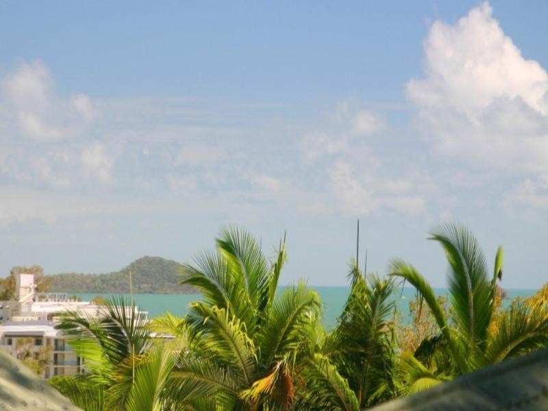 Trinity Beach QLD 4879