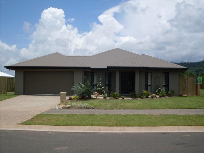 123 Roberts Drive, Trinity Beach QLD 4879