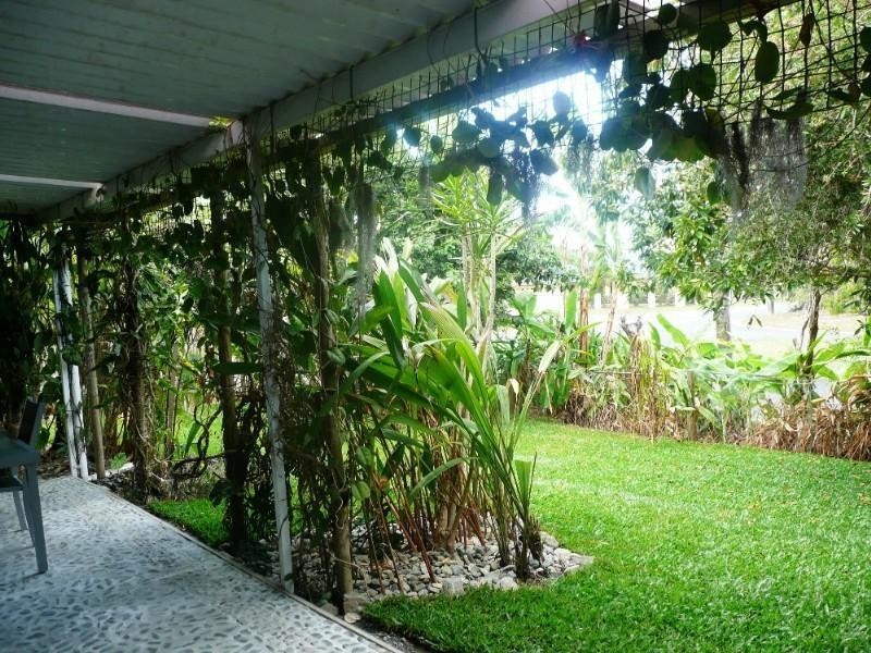 33 Hope Street, Clifton Beach QLD 4879