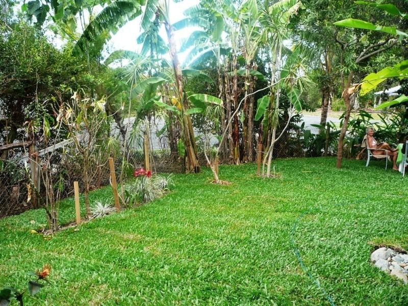 33 Hope Street, Clifton Beach QLD 4879