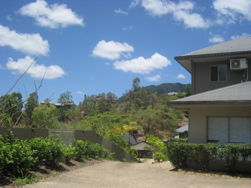 Redlynch QLD 4870