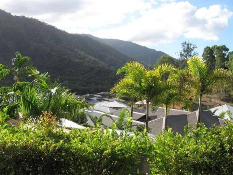 Redlynch QLD 4870