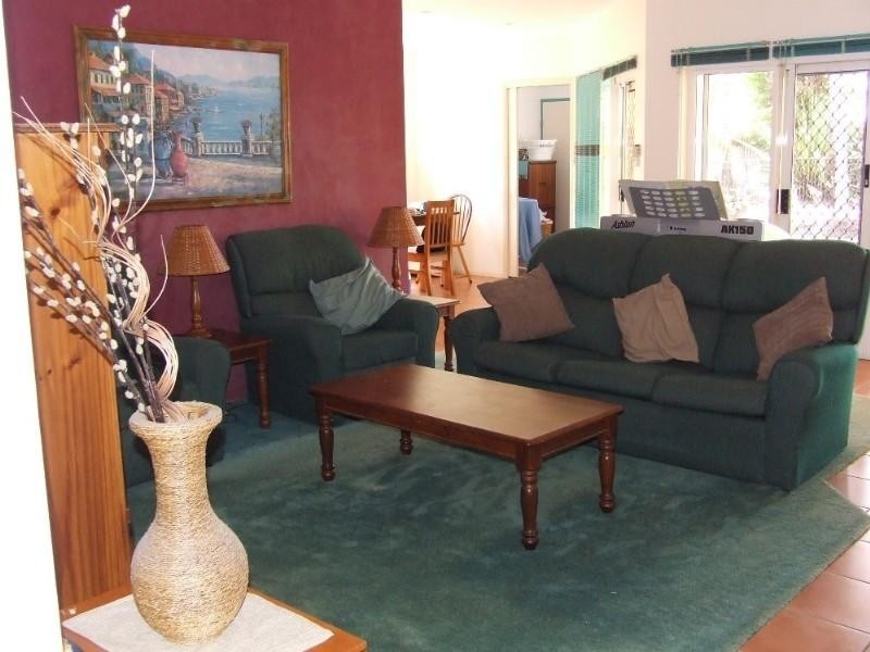 21 Michaelangelo Drive, Redlynch QLD 4870