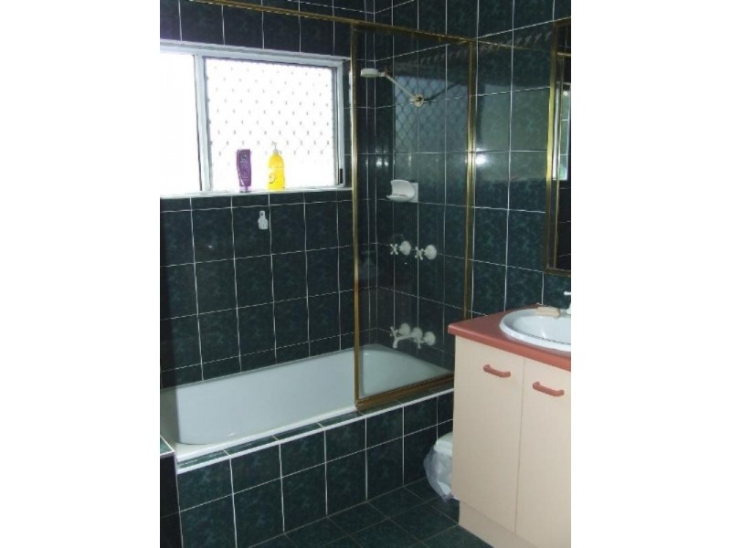 21 Michaelangelo Drive, Redlynch QLD 4870