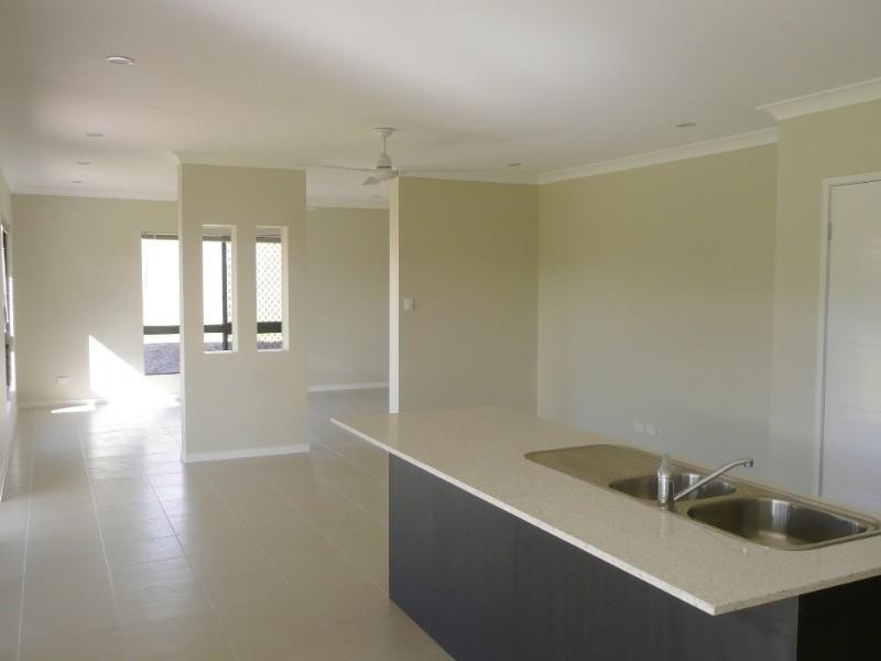 120 Roberts Drive, Trinity Beach QLD 4879