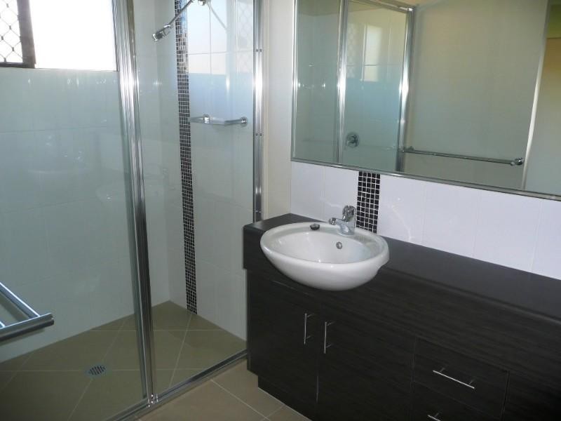 120 Roberts Drive, Trinity Beach QLD 4879