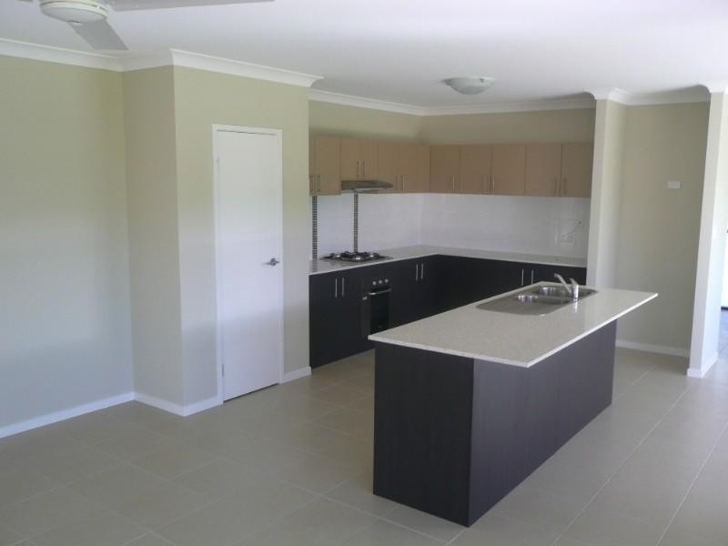 120 Roberts Drive, Trinity Beach QLD 4879