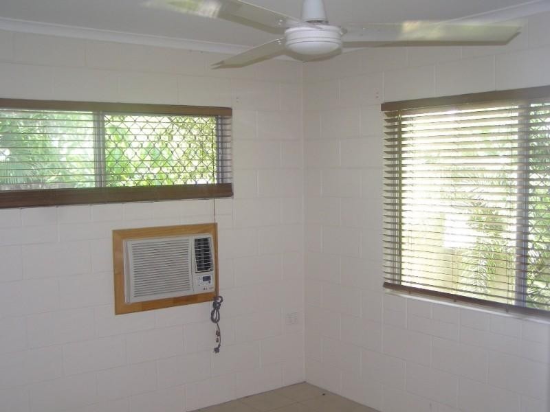 34 Madang Street, Trinity Beach QLD 4879
