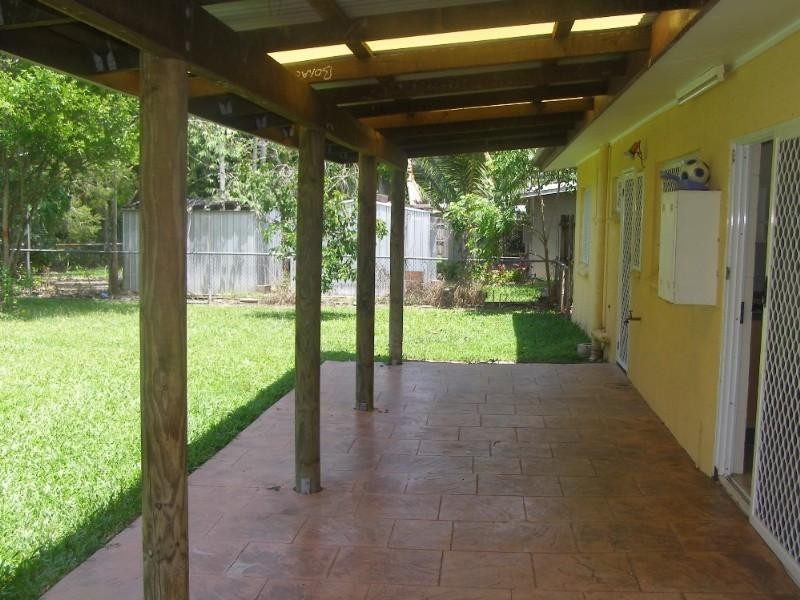34 Madang Street, Trinity Beach QLD 4879