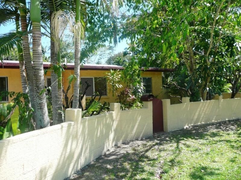 34 Madang Street, Trinity Beach QLD 4879