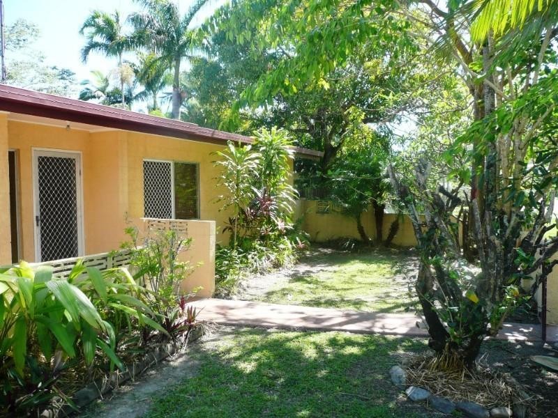 34 Madang Street, Trinity Beach QLD 4879