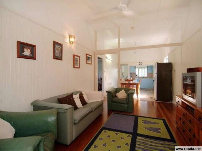 34 Old Smithfield Road, Freshwater QLD 4870