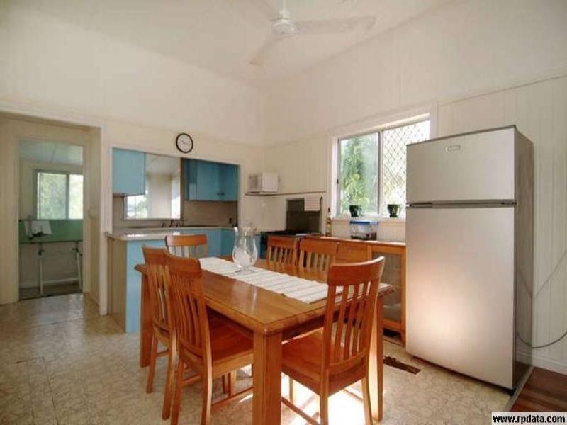 34 Old Smithfield Road, Freshwater QLD 4870