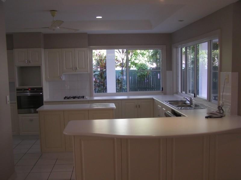 17 Ilse Close, Clifton Beach QLD 4879