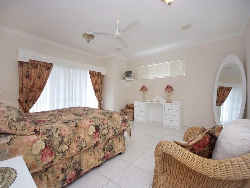 Clifton Beach QLD 4879