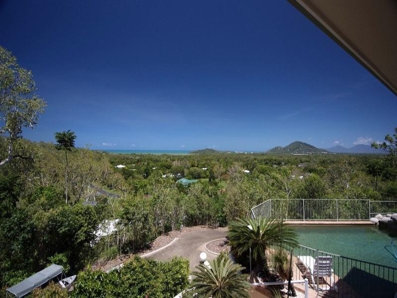 Clifton Beach QLD 4879