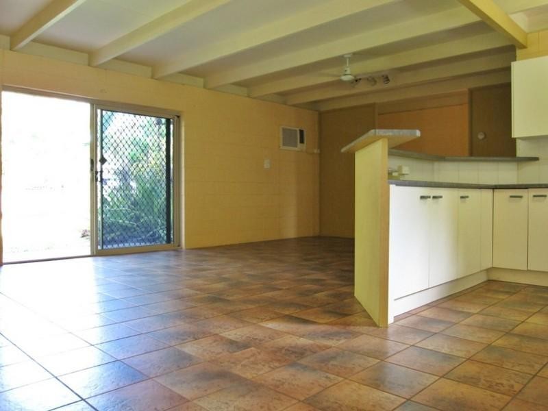 Machans Beach QLD 4878