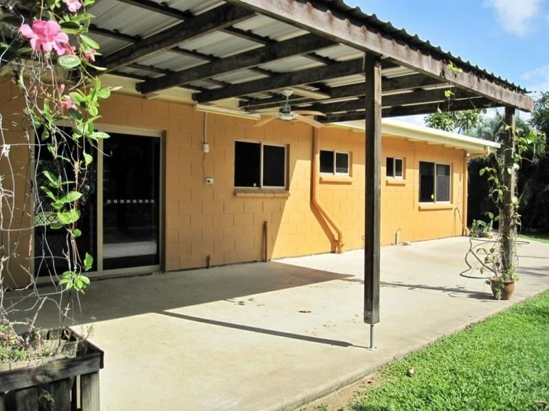 Machans Beach QLD 4878