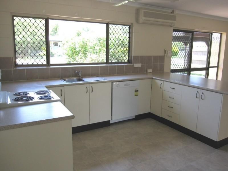 Caravonica QLD 4878