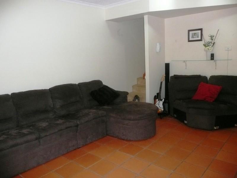 3/528 Varley Street, Yorkeys Knob QLD 4878