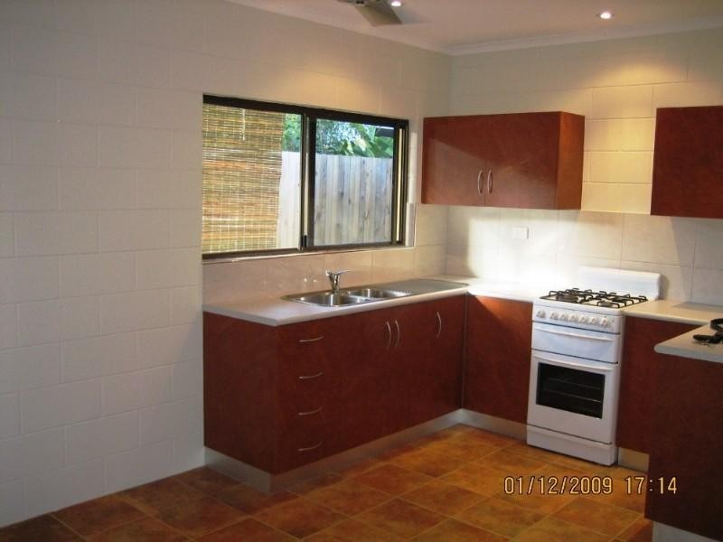 1/4 Agincourt Street, Clifton Beach QLD 4879