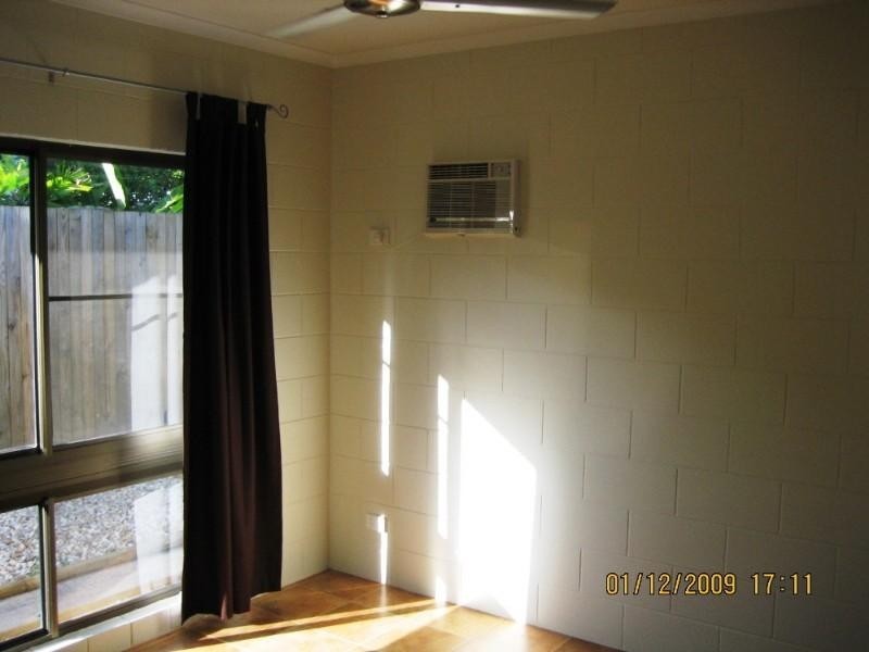 1/4 Agincourt Street, Clifton Beach QLD 4879