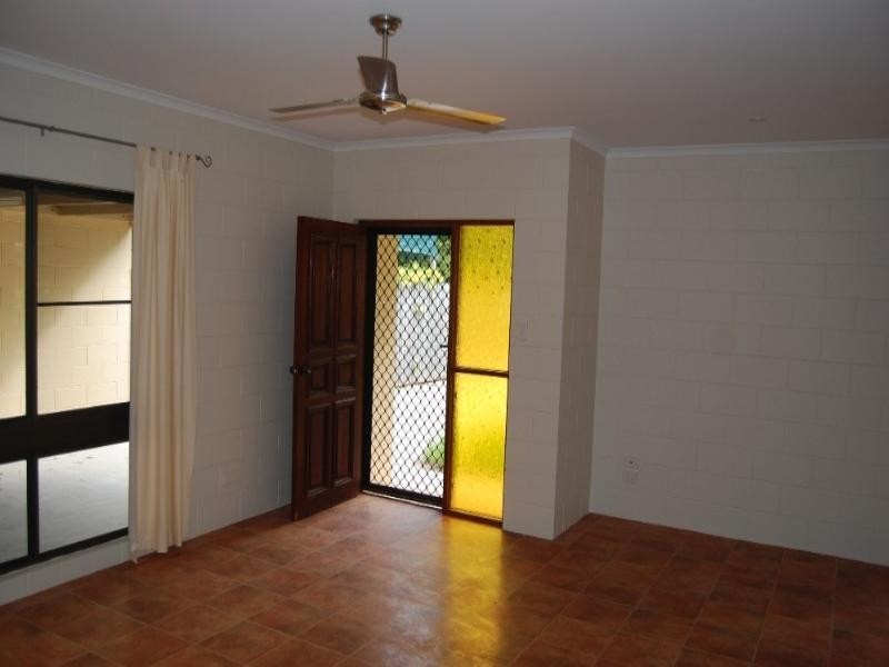 1/4 Agincourt Street, Clifton Beach QLD 4879