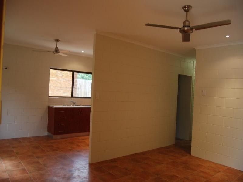 1/4 Agincourt Street, Clifton Beach QLD 4879