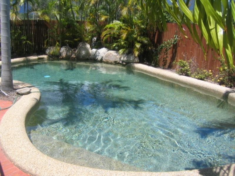 2/97 Moore Street, Trinity Beach QLD 4879