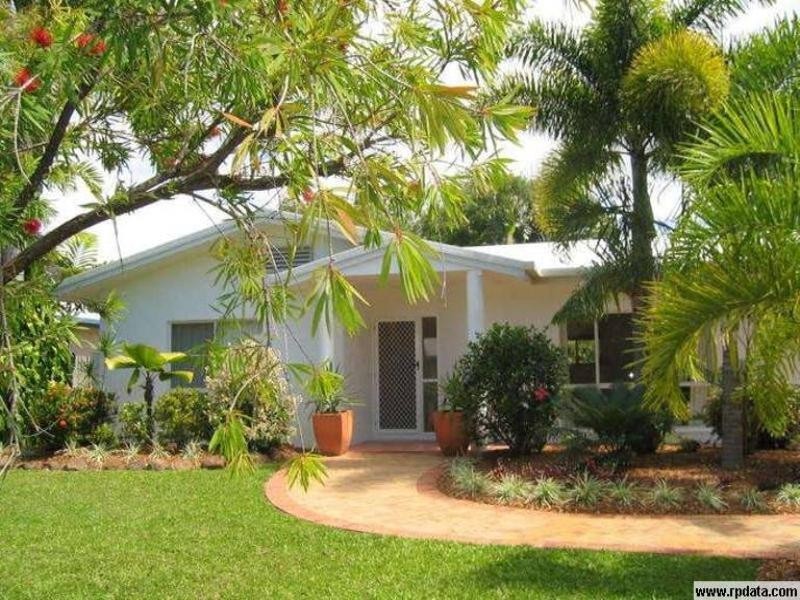 19 Cyprea Close, Trinity Beach QLD 4879