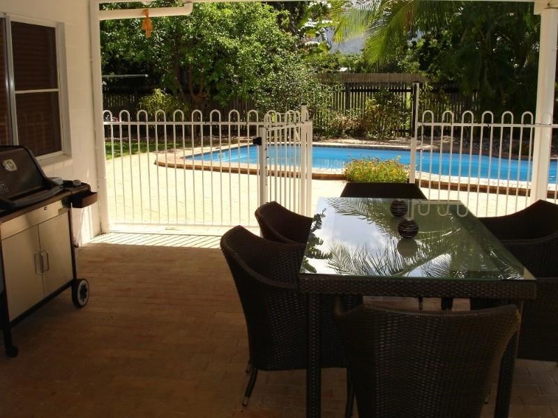 19 Cyprea Close, Trinity Beach QLD 4879