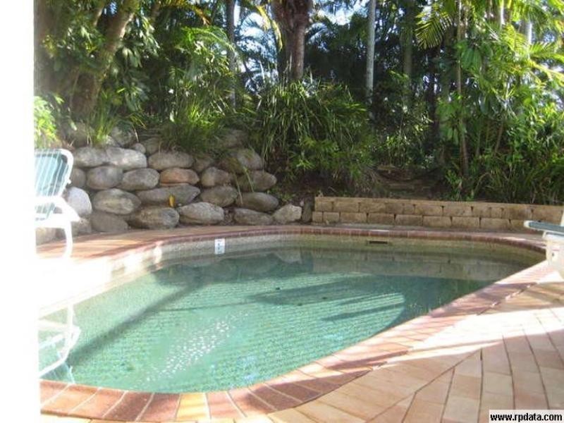 1/38 Moore Street, Trinity Beach QLD 4879