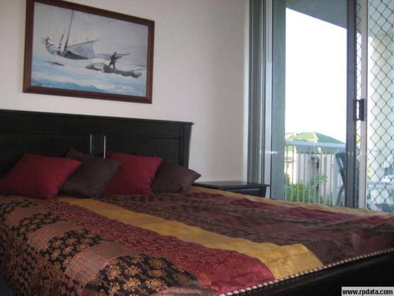 1/38 Moore Street, Trinity Beach QLD 4879